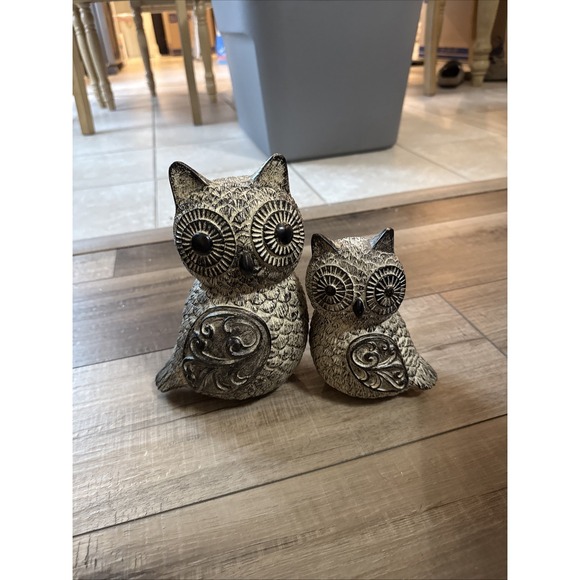 Other - Resin Owl Set: Table/ Shelf Figure, Tabletop/ Farmhouse Decor 8" and 6" Owls